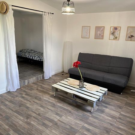 T2 A Convenance Appartement Baie-Mahault Buitenkant foto