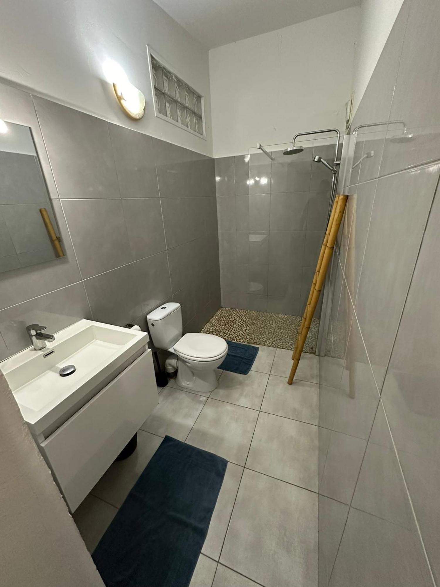 T2 A Convenance Appartement Baie-Mahault Buitenkant foto
